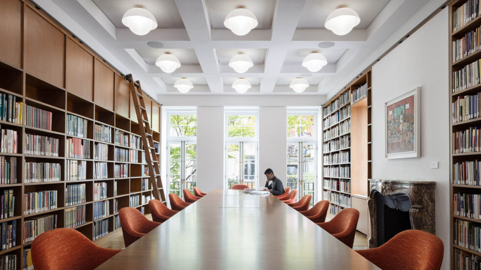 Photograph of the Mellon Foundation Library which looks out onto a back garden.(c) Devon Banks